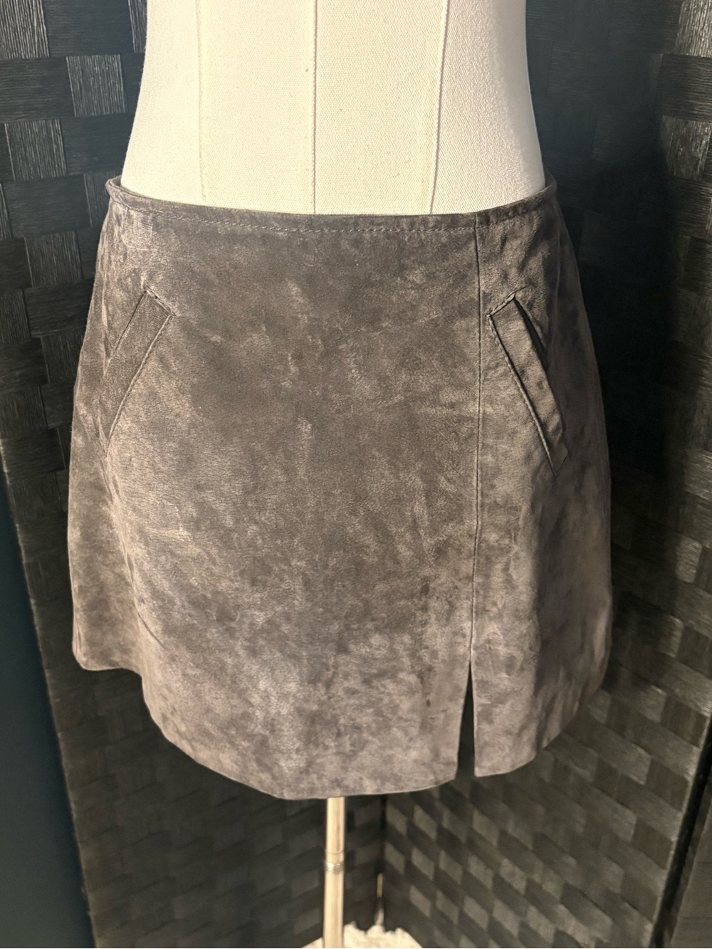 BLANKNYC Genuine Suede Moto Mini Skirt Grey Taupe